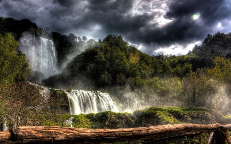 231022__beautiful-waterfalls-hdr_p.jpg