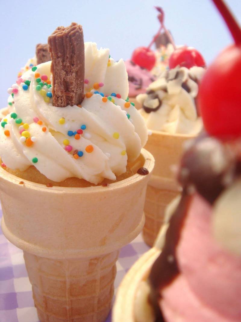 412360-ice-cream-ice-cream-cone-wallpaper-4.jpg