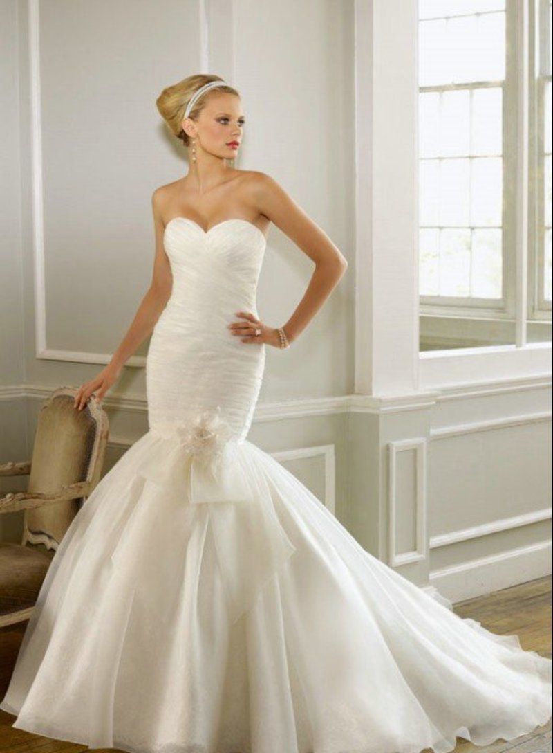 Amazing-Mermaid-Wedding-Dresses-2013-40.jpg