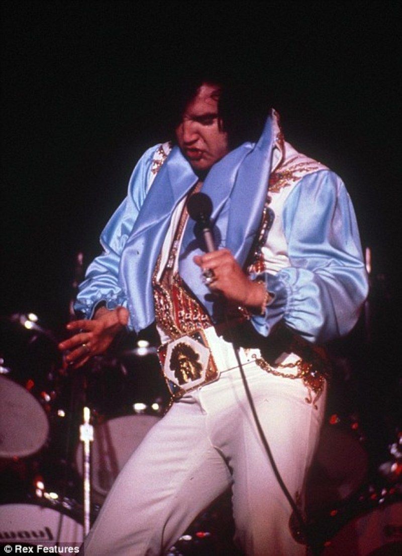 elvis-118.jpg