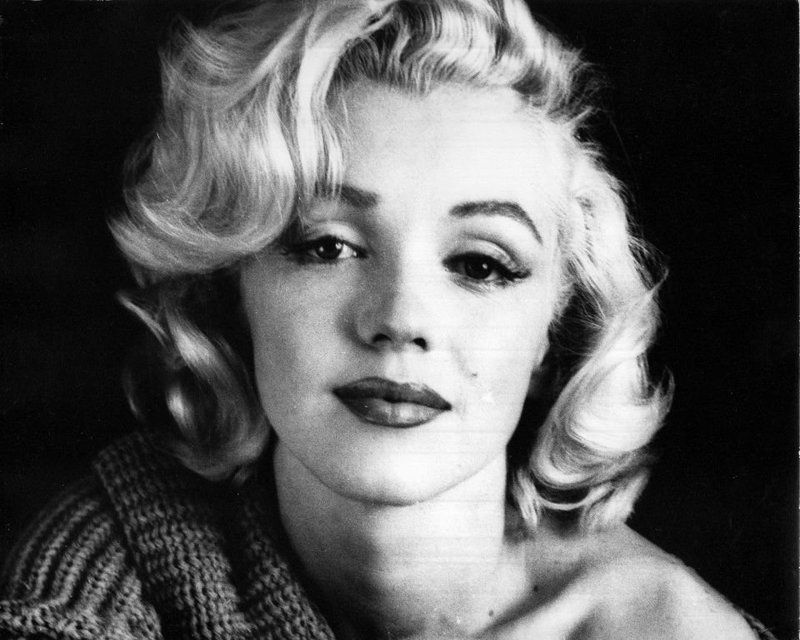 marilyne-15545000450450060606.jpg