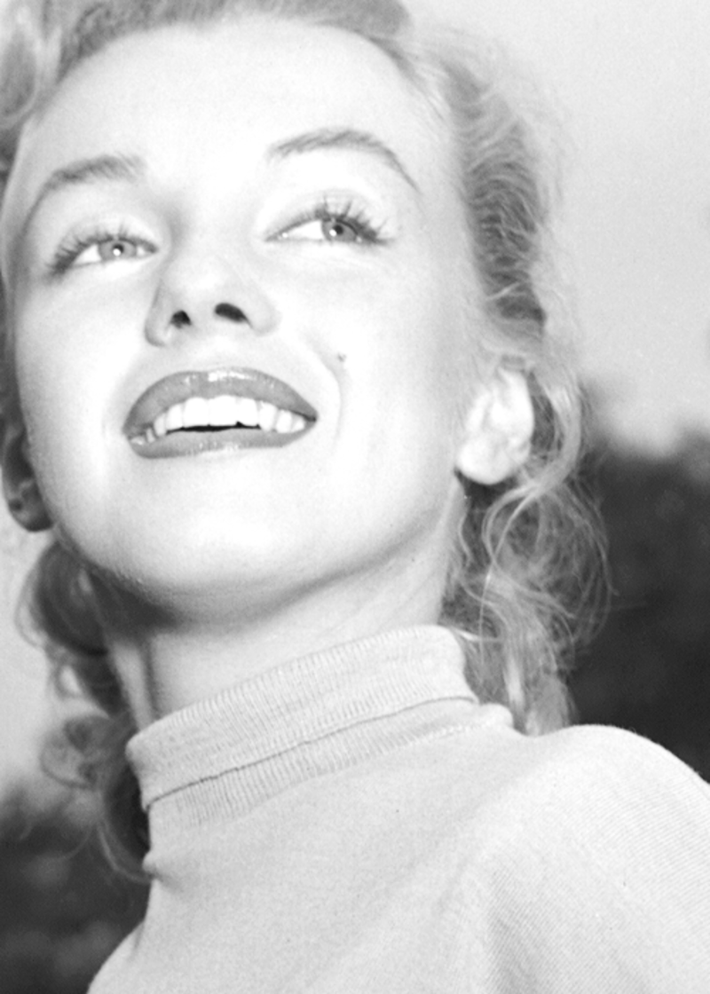 marilyne-75454585485686565686565569699.png