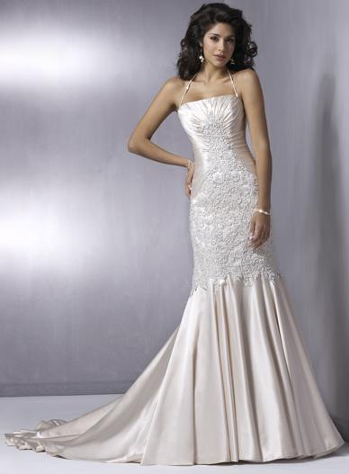 mermaid-style-wedding-dresses.jpg